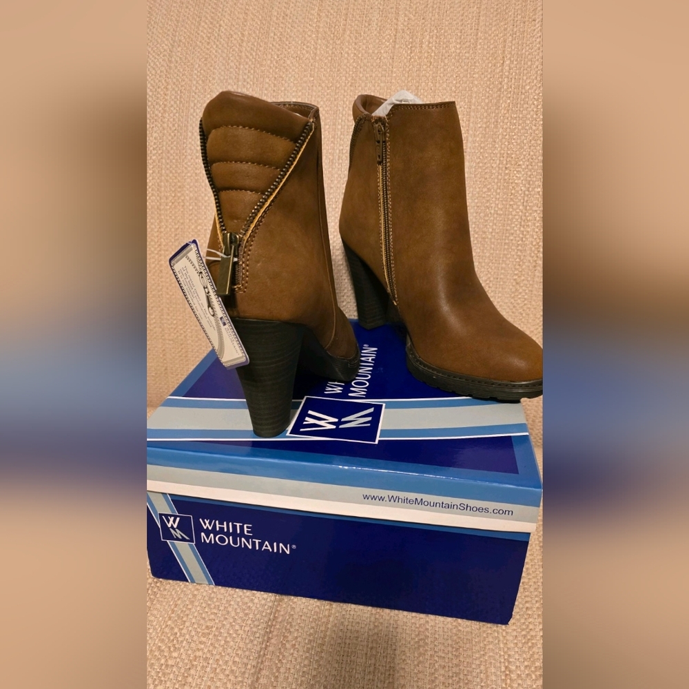 White Mountain Boots